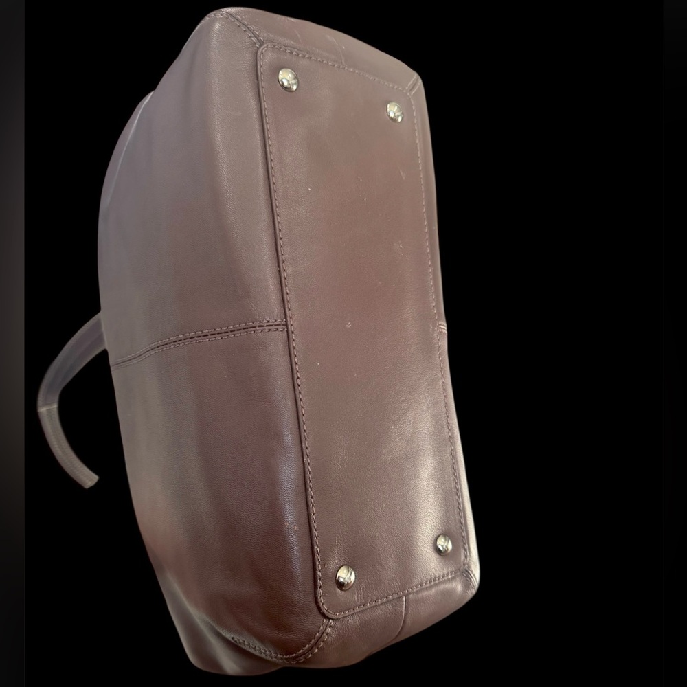 NWOT Coach SoHo Tote in Chocolate Leather Shoulder Bag - Picture 5 of 6